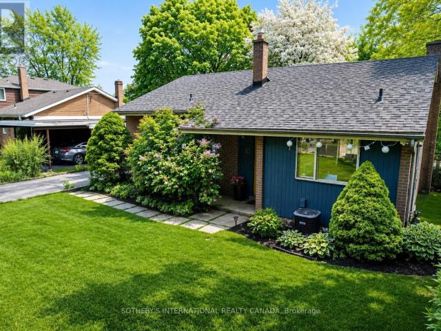 apartment at 10 TERNHILL CRESCENT, Toronto, Ontario, M3C2E5