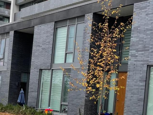 apartment at 116 VARNA DRIVE, Toronto, Ontario, M6H0C8
