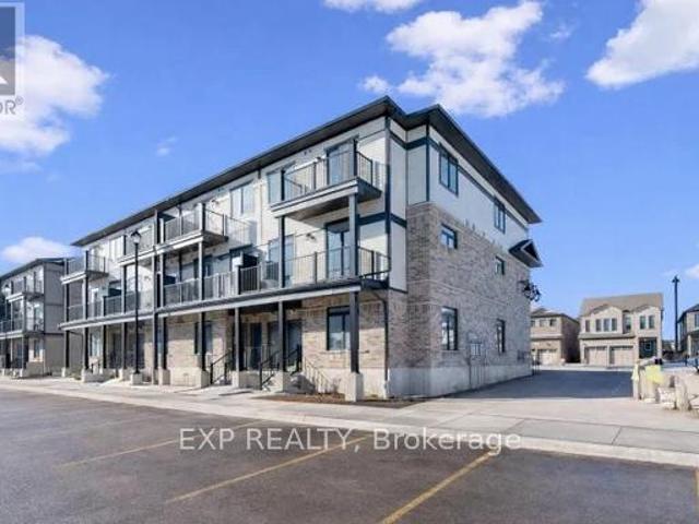 apartment at 118 OAT LANE, Kitchener, Ontario, N2R0S8
