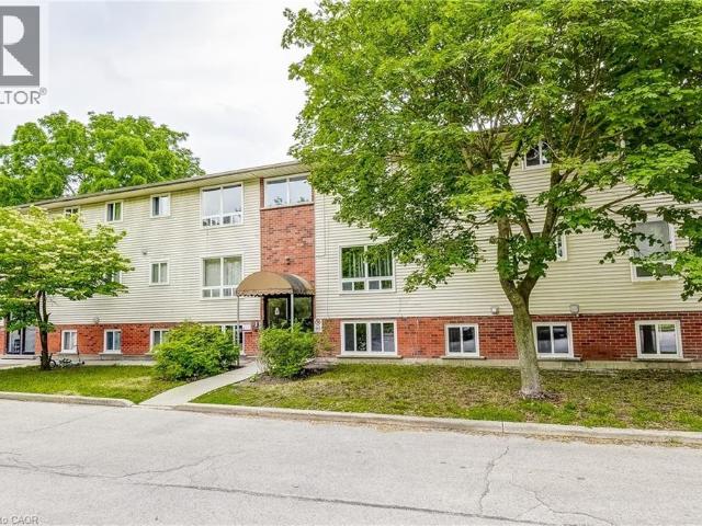 apartment at 119 CEDAR Street S Unit# 8
