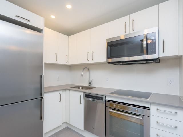 apartment at 110 Oriole Parkway Midtown Toronto M5P 2G8