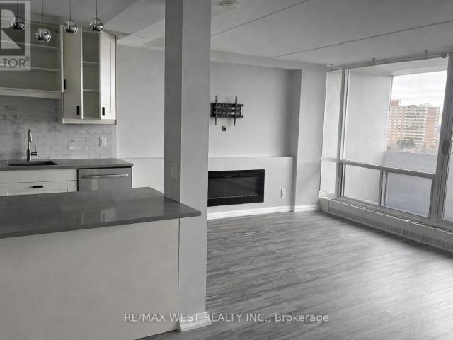 apartment at 1112 2 GLAMORGAN AVENUE, Toronto, Ontario, M1P2M8