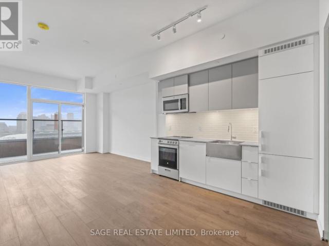 apartment at 1122 270 DUFFERIN STREET, Toronto, Ontario, M6K0H8
