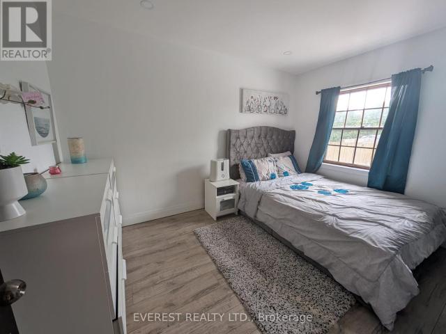 apartment at 11 KECALA ROAD S, Toronto, Ontario, M1P1K5