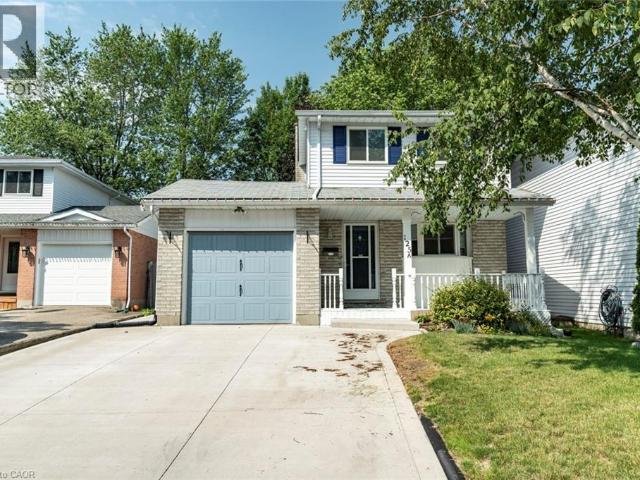 apartment at 125A CORNERBROOK Crescent, Waterloo, Ontario, N2V1L3