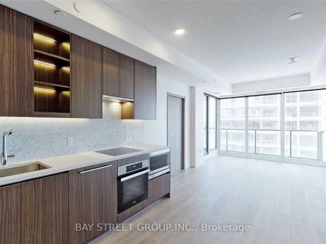 apartment at 1212 95 MCMAHON DRIVE, Toronto, Ontario, M2K0H2