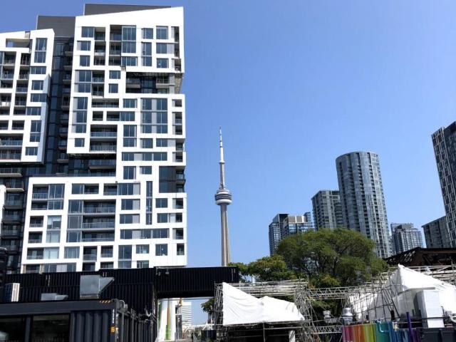 apartment at 1214W – 27 BATHURST STREET