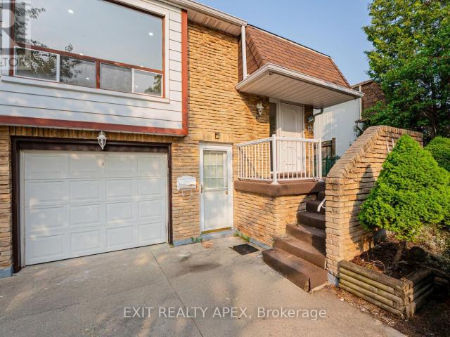 apartment at 122 CENTRE STREET N, Brampton, Ontario, L6V2Z3