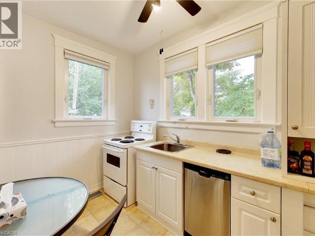 apartment at 122 FORSYTH Street Unit# East #1, Sarnia, Ontario, N7T6C3