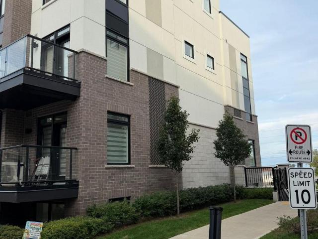 apartment at 123 1581 ROSE WAY, Milton, Ontario, L9T7E7