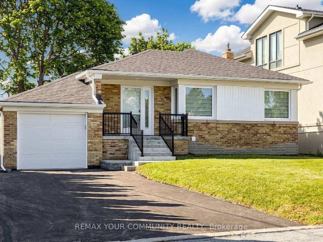 apartment at 135 SEARLE AVENUE, Toronto, Ontario, M3H4B1