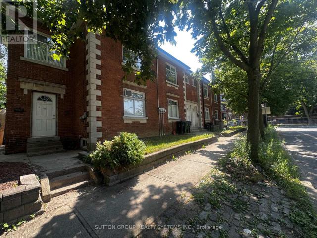 apartment at 137B CHATHAM AVENUE