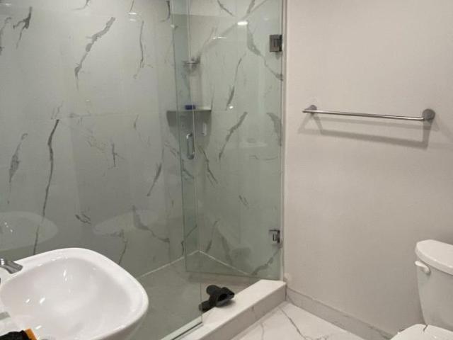 apartment at 130 BLACKWELL CRESCENT, Bradford West Gwillimbury, Ontario, L3Z4L4