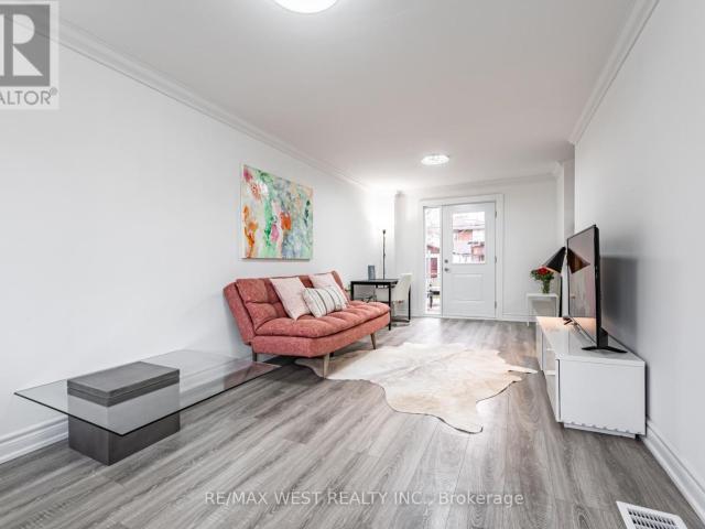 apartment at 132 TWENTY SECOND STREET, Toronto, Ontario, M8V3M4