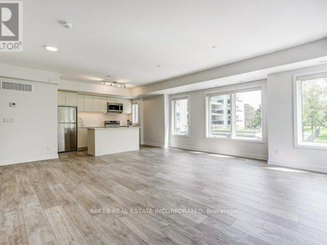 apartment at 146 – 31 FARMSTEAD ROAD