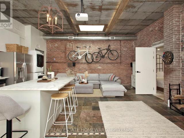apartment at 147 BOSTON AVENUE, Toronto, Ontario, M4M2T8