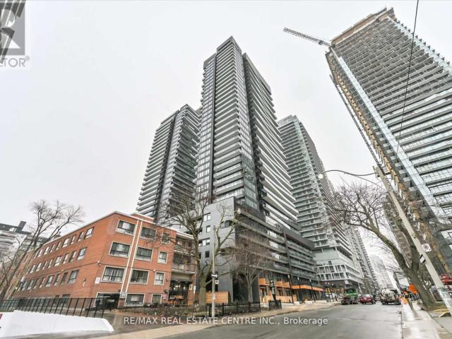 apartment at 1406 117 BROADWAY AVENUE, Toronto, Ontario, M4P1V3