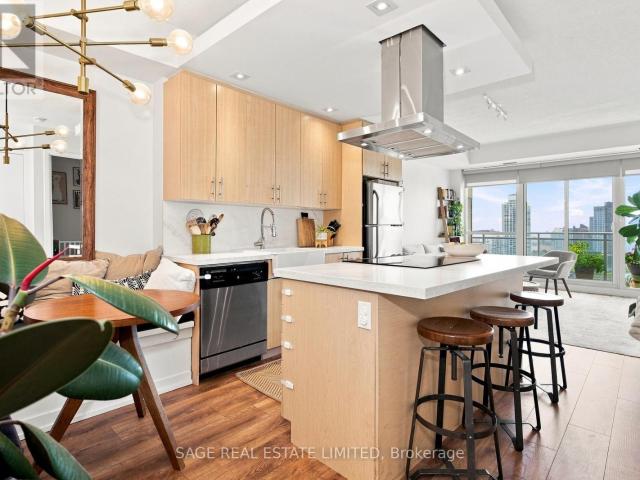 apartment at 1428 165 LEGION ROAD N, Toronto, Ontario, M8Y0B3