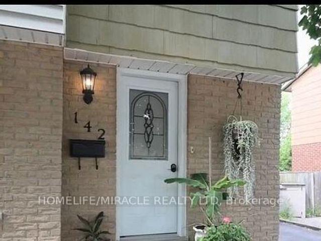 apartment at 142 HILLMER ROAD