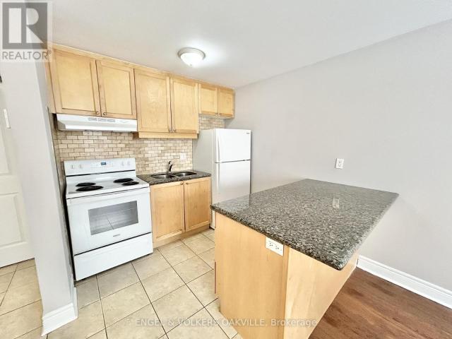 apartment at 14 – 100 TWENTY FIFTH STREET