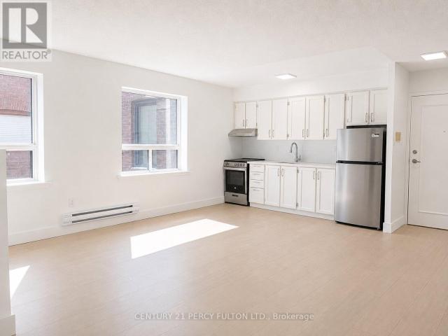 apartment at 14 2373 BLOOR STREET W, Toronto, Ontario, M6S1P6