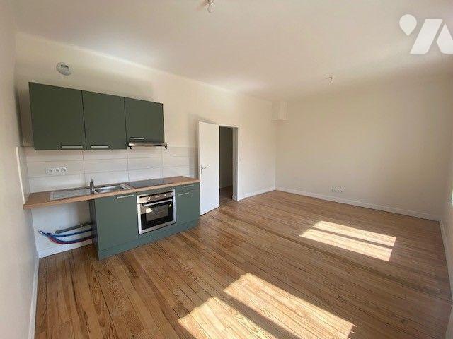 Apartment at 14 Condé en Normandie, CONDE SUR NOIREAU, 14110, France