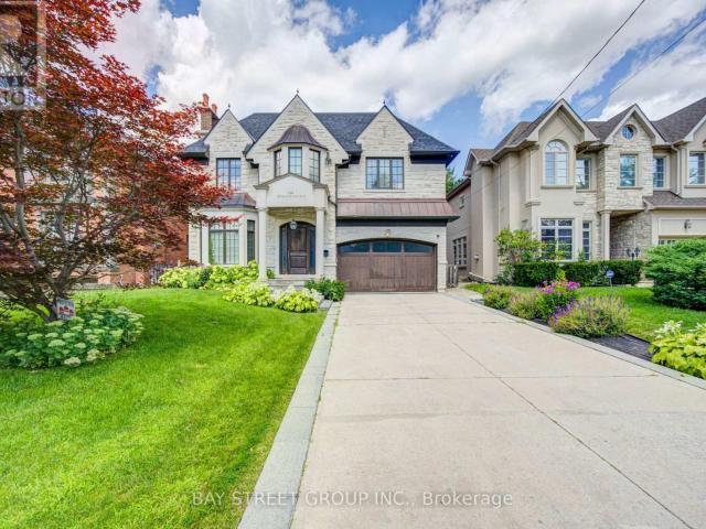 apartment at 154 MUNRO BOULEVARD, Toronto, Ontario, M2P1C8