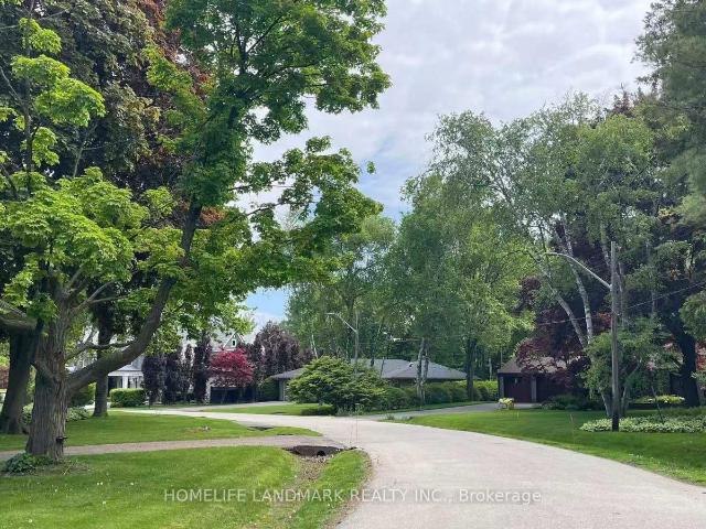 apartment at 1556 CRESTVIEW AVENUE, Mississauga, Ontario, L5G3P6