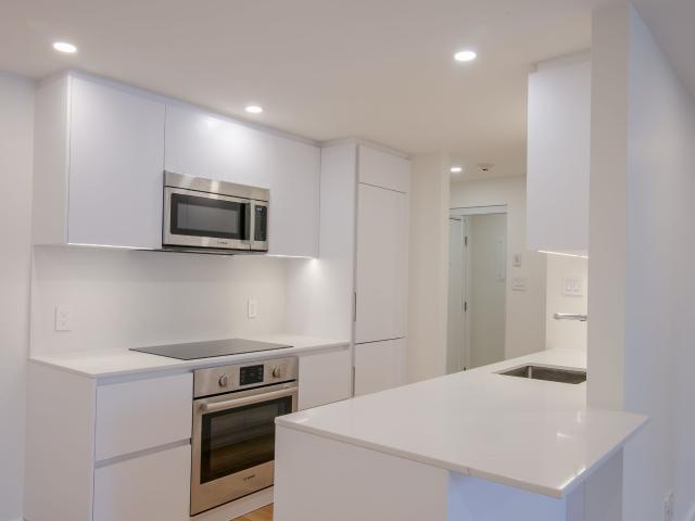 apartment at 1565 Avenue Victoria Saint Lambert Saint Lambert J4R 1R6