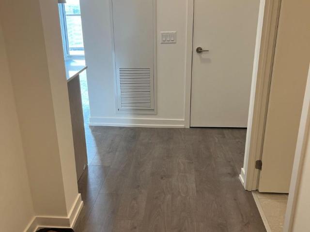apartment at 1501 55 DUKE STREET W, Kitchener, Ontario, N2H0C9
