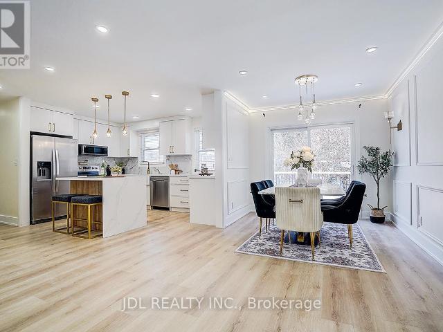 apartment at 15 CROSSBURN DRIVE, Toronto, Ontario, M3B2Z3