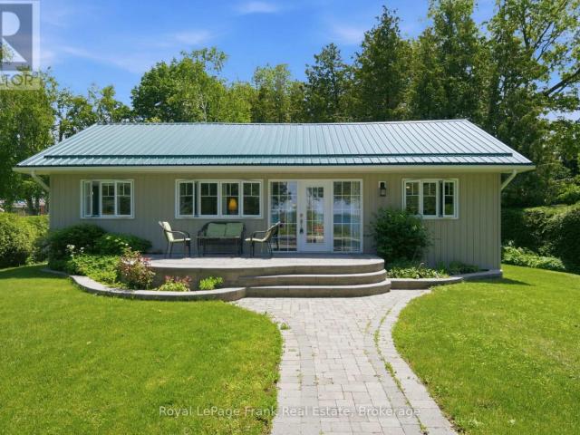 apartment at 15 LAKESHORE ROAD, Brock, Ontario, L0K1A0
