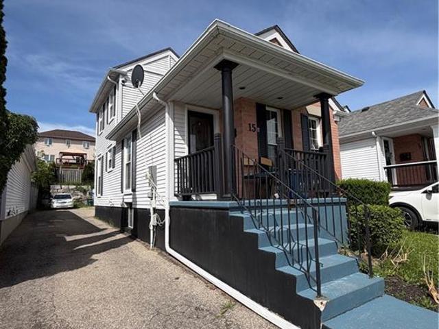 apartment at 15 MILFOIL Crescent Unit# B, Kitchener, Ontario, N2E3L2