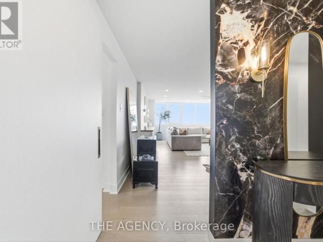 apartment at 15C 256 JARVIS STREET, Toronto, Ontario, M5B2J4