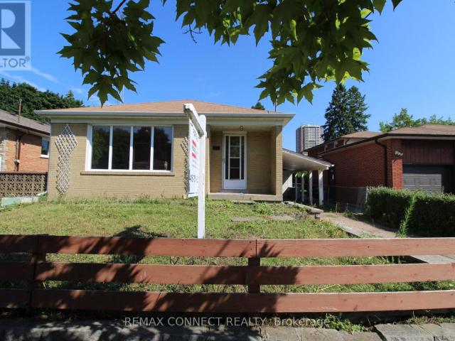 apartment at 166 MOORE PARK AVENUE, Toronto, Ontario, M2M1N2