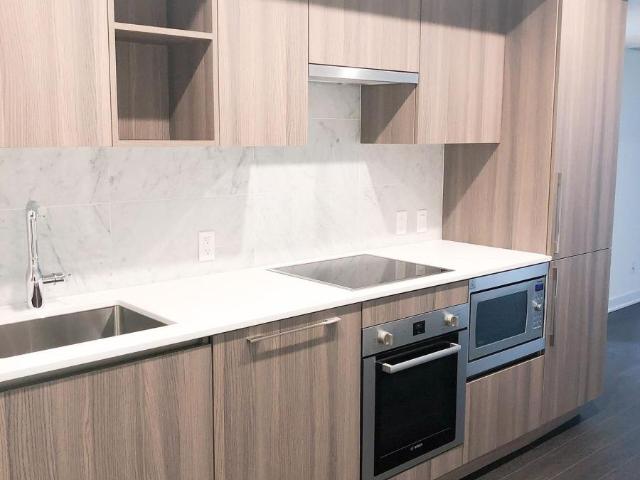 apartment at 1606 19 BATHURST STREET, Toronto, Ontario, M5V0N2
