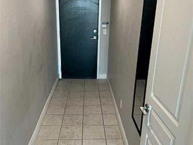 apartment at 1610 18 YONGE STREET, Toronto, Ontario, M5E1Z8