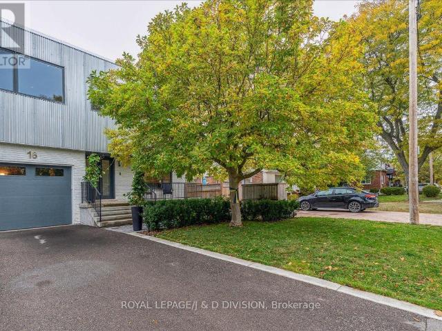 apartment at 16 FORTY FIRST STREET, Toronto, Ontario, M8W3N5