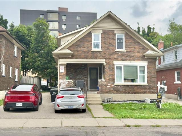 apartment at 16 MARSHALL Street, Waterloo, Ontario, N2J2T2