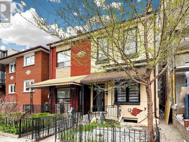 apartment at 174 MANNING AVENUE, Toronto, Ontario, M6J2K5