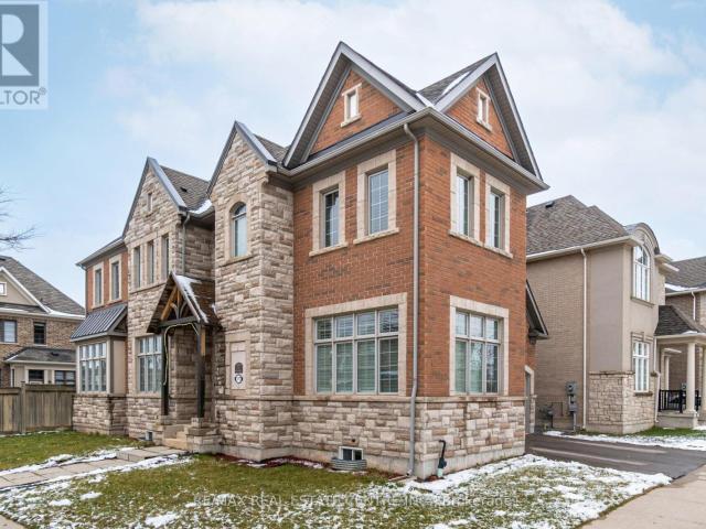 apartment at 177 NORTH PARK BOULEVARD N