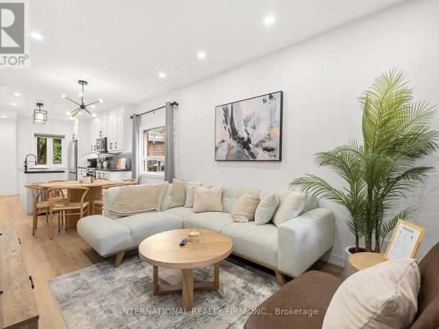 apartment at 171 DUPLEX AVENUE, Toronto, Ontario, M5P2A8
