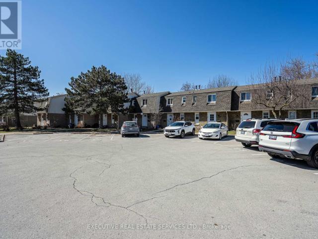 apartment at 18 131 ROCKWOOD AVENUE, St. Catharines, Ontario, L2P3K4