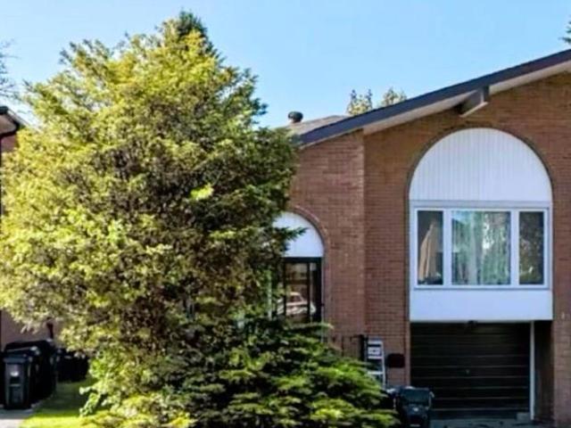 apartment at 18 LYNCH ROAD, Toronto, Ontario, M2J2V5