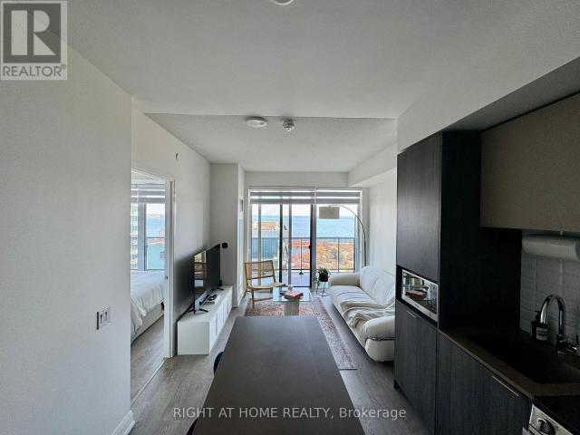 apartment at 1906 70 ANNIE CRAIG DRIVE, Toronto, Ontario, M8V0G2