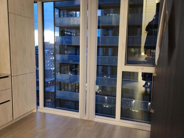 apartment at 1925 400 KING STREET, Toronto, Ontario, M5V1K2