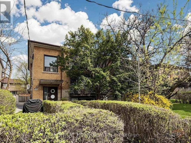 apartment at 1 – 427 LAWRENCE AVENUE W