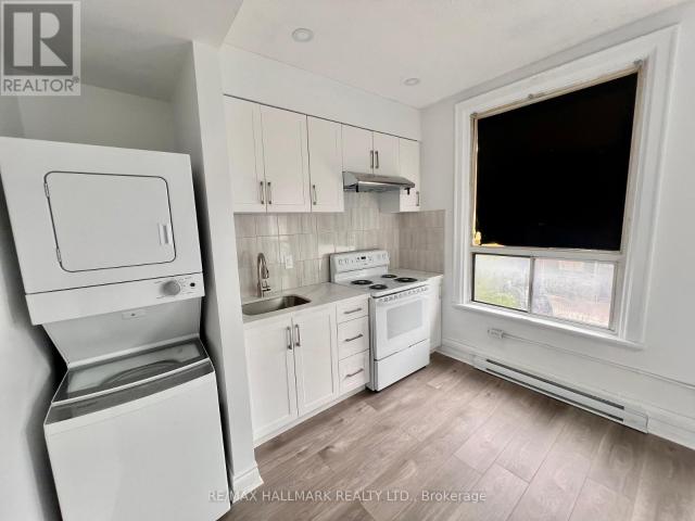 apartment at 1 454 BLOOR STREET W, Toronto, Ontario, M5S1X8