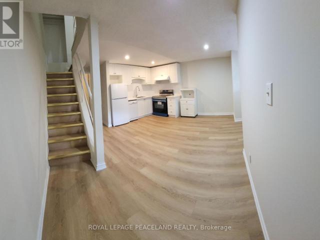 apartment at 1 558 SPADINA CRESCENT, Toronto, Ontario, M5S2J9
