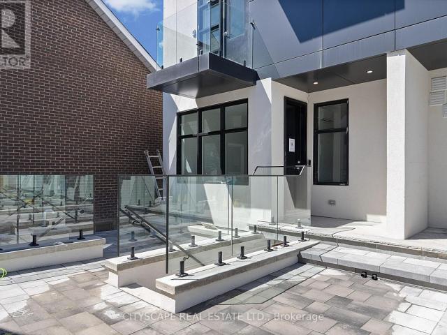 apartment at 1 587 OAKWOOD AVENUE, Toronto, Ontario, M6E2X8
